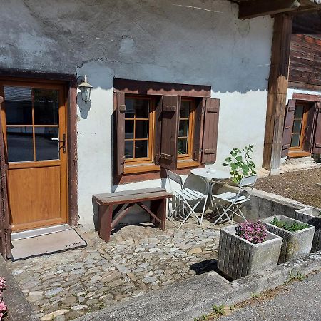 Appartement Voute En Gruyere Dans L'Intyamon Enney Kültér fotó